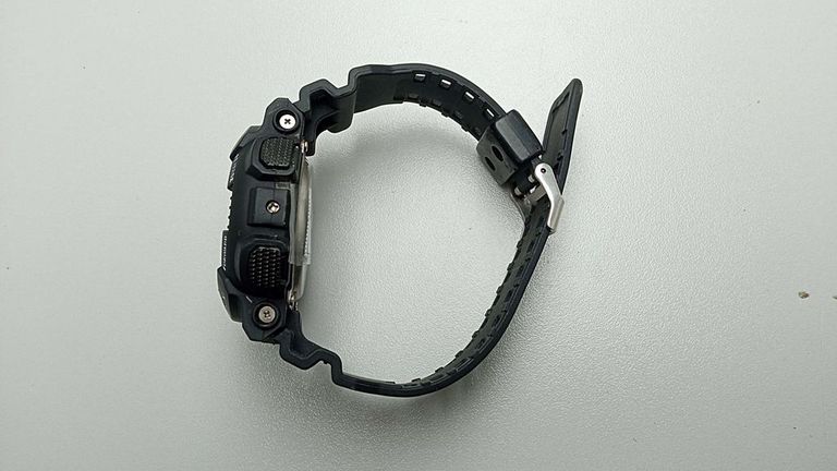 Оголошення Casio ga-100 Б/У