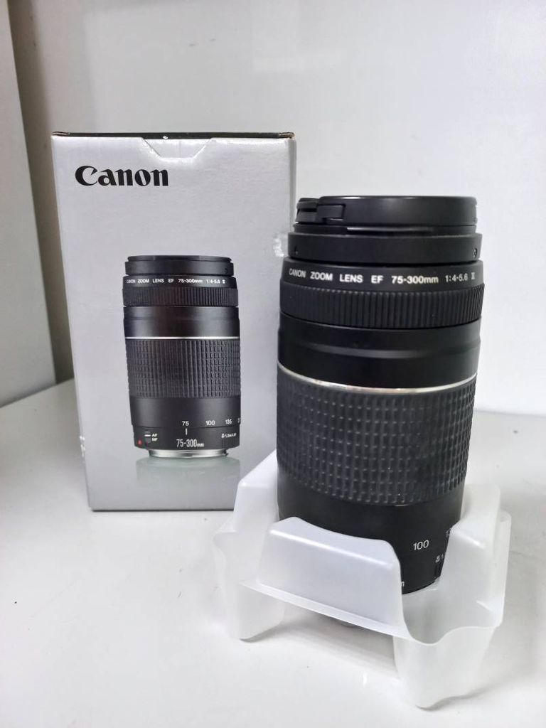 Canon EF 75-300mm f/4-5,6 III