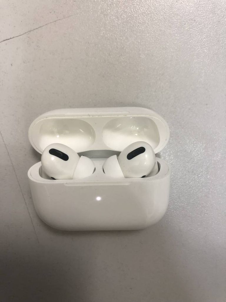 Apple AirPods Pro (MWP22)