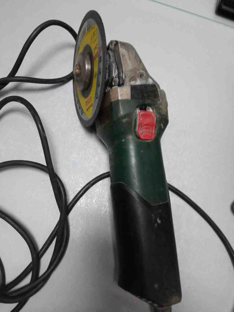 Купити Metabo W 9-125 Quick (600374500) Б/У