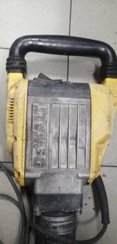 Распродажа Dewalt d25961, продавец Техноскарб