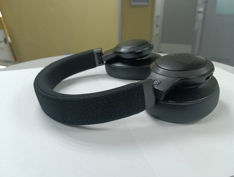 Jbl live 660nc Код:01-200460484. Зображення 5