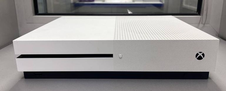 Дешиво Microsoft xbox series s 1 tb с ломбарда