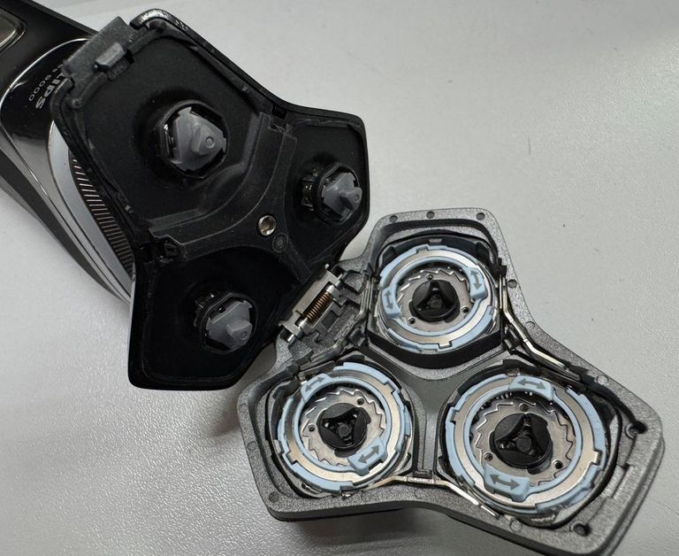 Дешево Philips Shaver Series 9000 S9987/55 з ломбарду