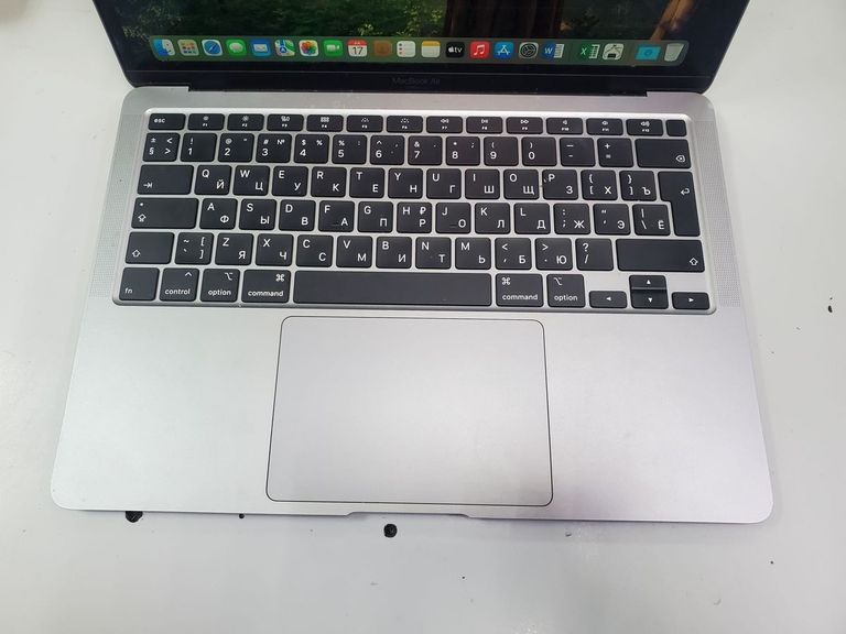 Объявление Apple macbook air 13" 2020 a2179 core i3 1,1ghz/ram8gb/ssd256gb/intel iris plus graphics Б/У