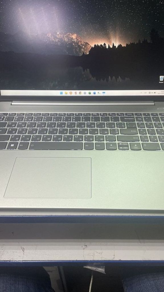 Дешиво Lenovo 15/core i7-13620h ddr5/16gb ddr5/hdd *відсутній/ssd 512 gb/*інтегрована с ломбарда