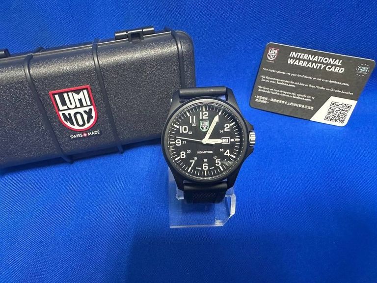 Оголошення Luminox 2400-1gbq Б/У