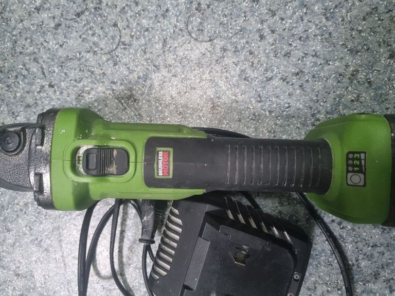 Розпродаж Procraft pwa220 / 1акб 4аh / зп, продавець Техноскарб