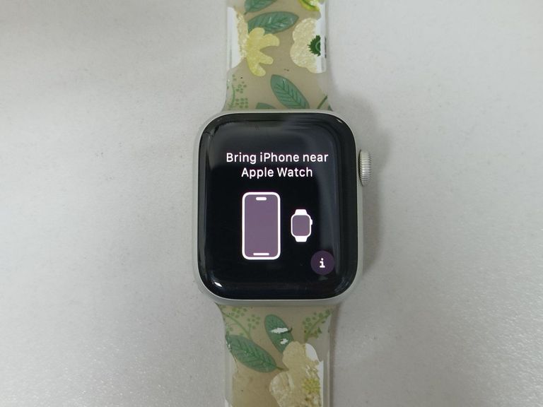 Купити Apple watch se 2 gps 40mm aluminum case with sport Б/У