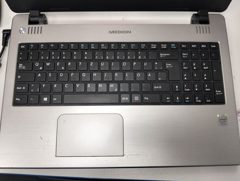 Оголошення Medion 15”/ celeron n2840/ ram 4gb/ ssd 128gb /*інтегрована Б/У