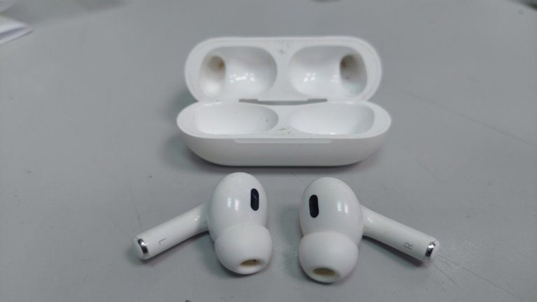 Объявление Apple airpods pro 2nd generation with magsafe charging case usb-c Б/У