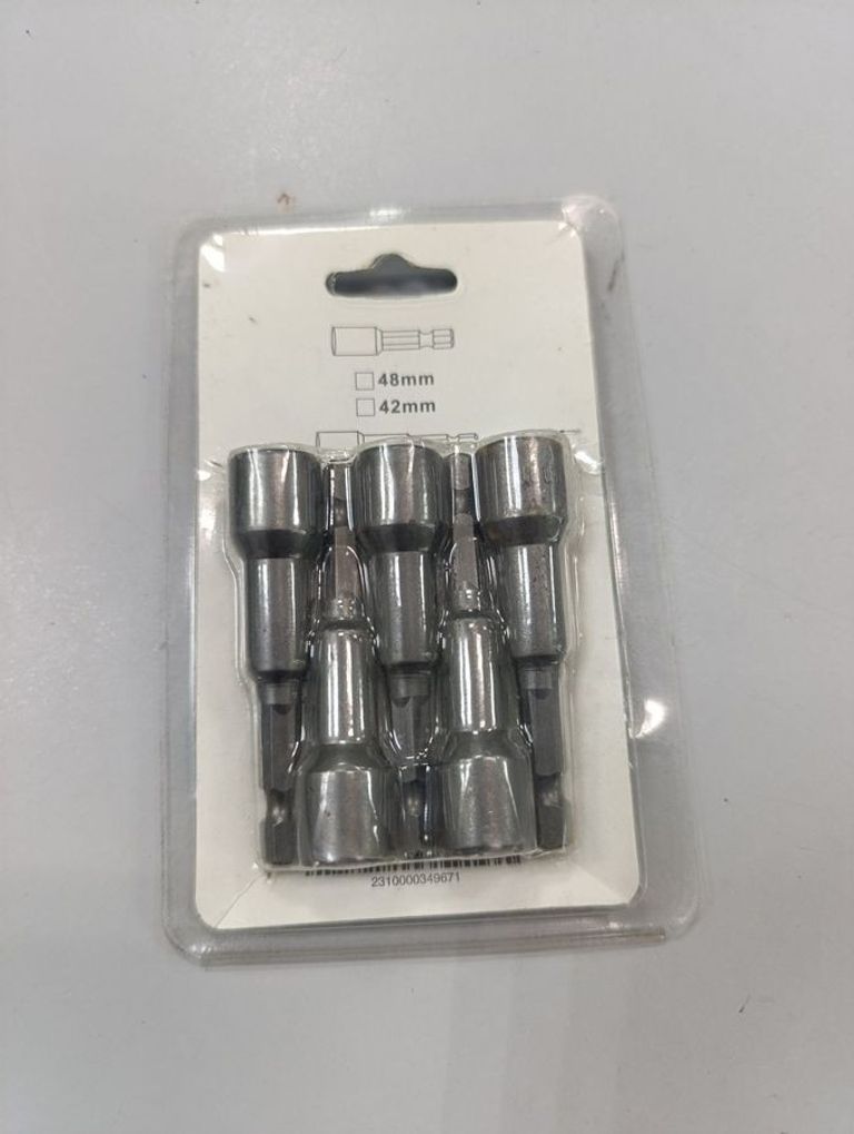 Дешиво Без Виробника 48mm/42mm/ упаковка с ломбарда