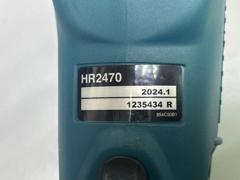 Дешево Makita HR2470 з ломбарду
