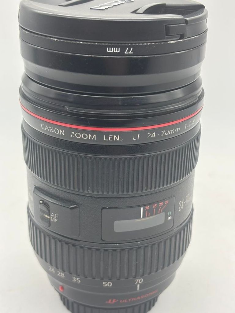 Дешево Canon EF 24-70mm f/2,8L USM з ломбарду