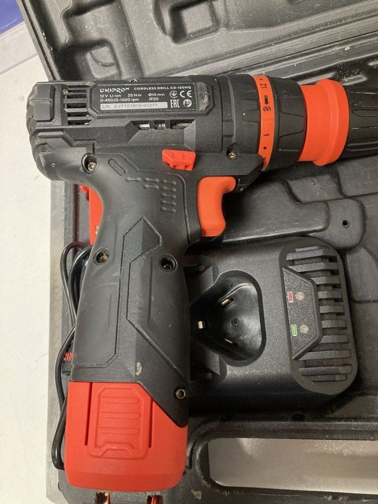 Объявление Dnipro-M cd-120hq 2акб + зп Б/У