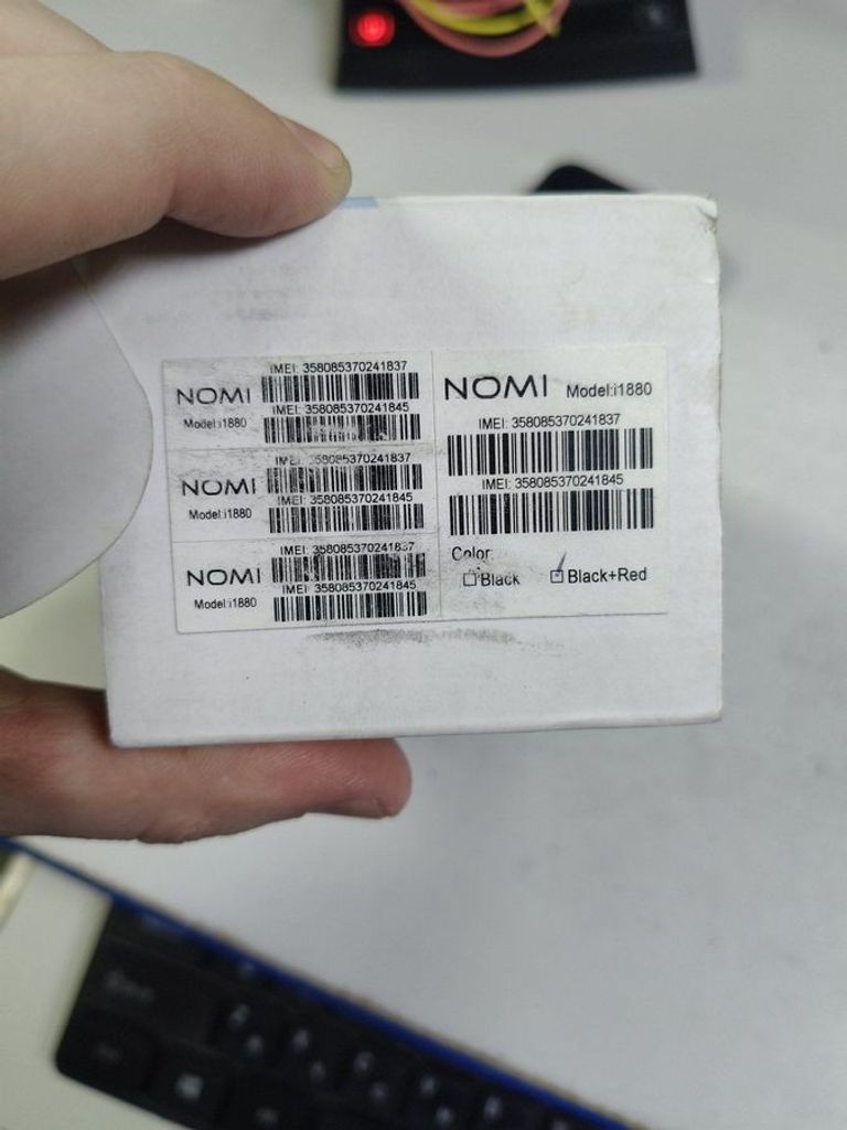 Дешево Nomi i1880 Black з ломбарду