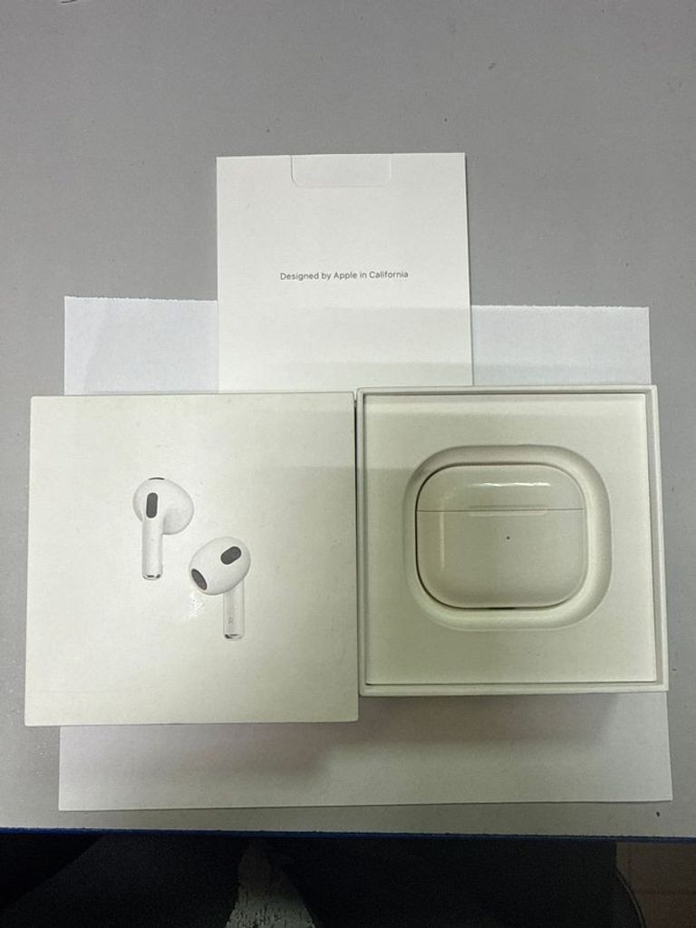 Дешево Apple airpods 3rd generation з ломбарду