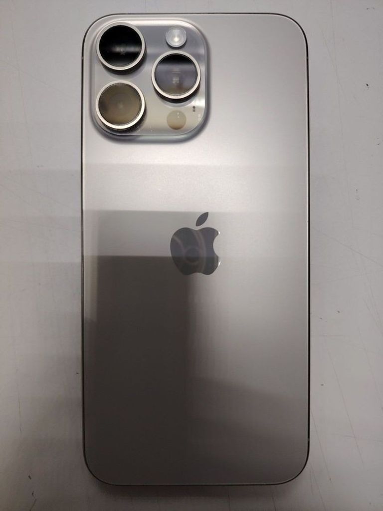 Дешево Apple iphone 15 pro max 256gb з ломбарду