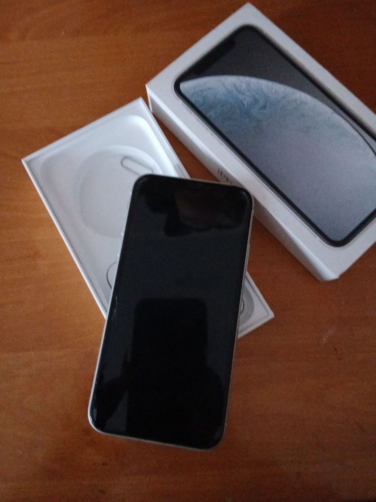 Оголошення Apple iPhone XR 64GB White Slim Box (MH6N3) Б/У