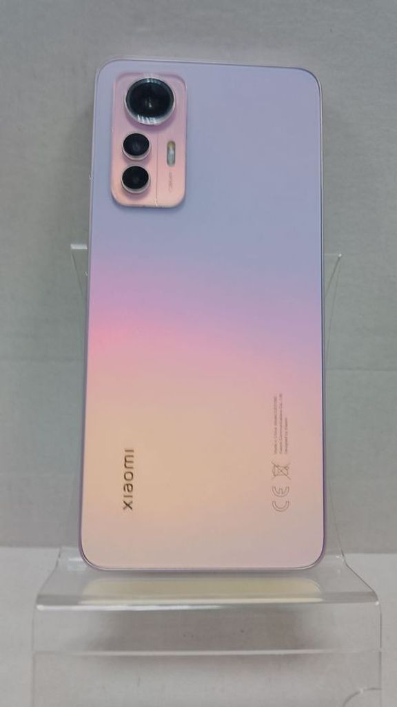 Оголошення Xiaomi 12 8/128gb Б/У