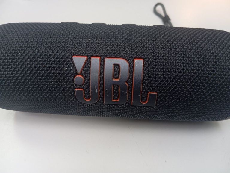 Купити Jbl flip 6 Б/У