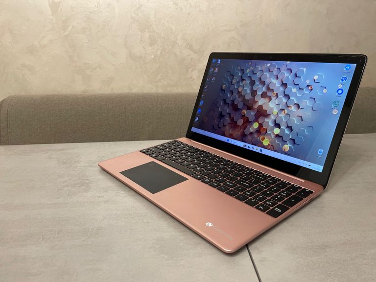 Оголошення Gateway GWTN156-1RG, 15,6" FHD IPS, i5-1035G1, 16GB, 256GB SSD Б/У