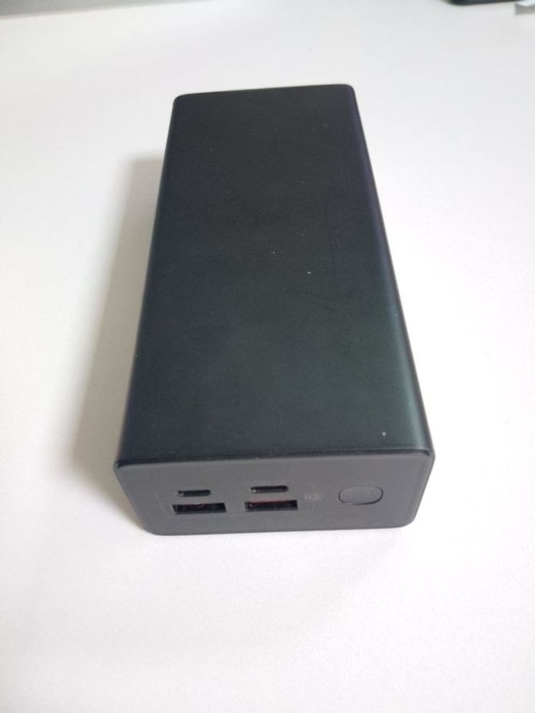 Дешиво Baseus 22.5w 30000mah с ломбарда