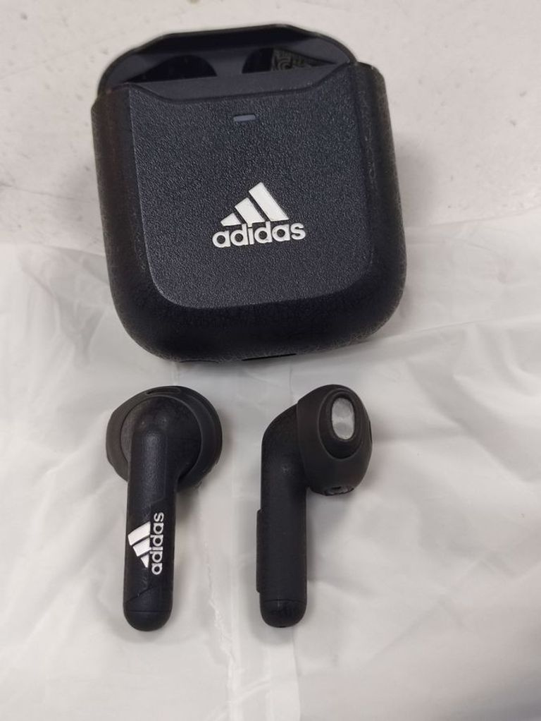 Розпродаж Adidas z.n.e. 01, продавець Техноскарб