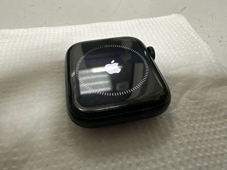 Распродажа Apple watch se 2 gps + cellular 44mm aluminum case, продавец Техноскарб