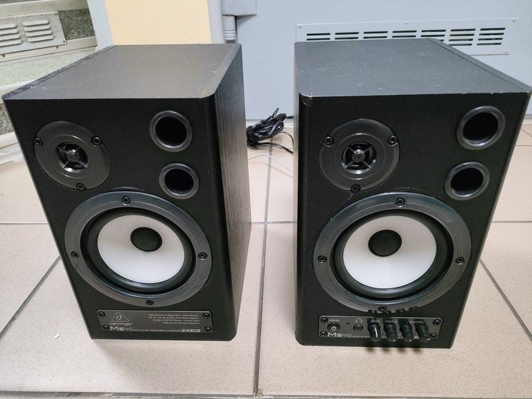 Объявление Behringer MS40 Б/У