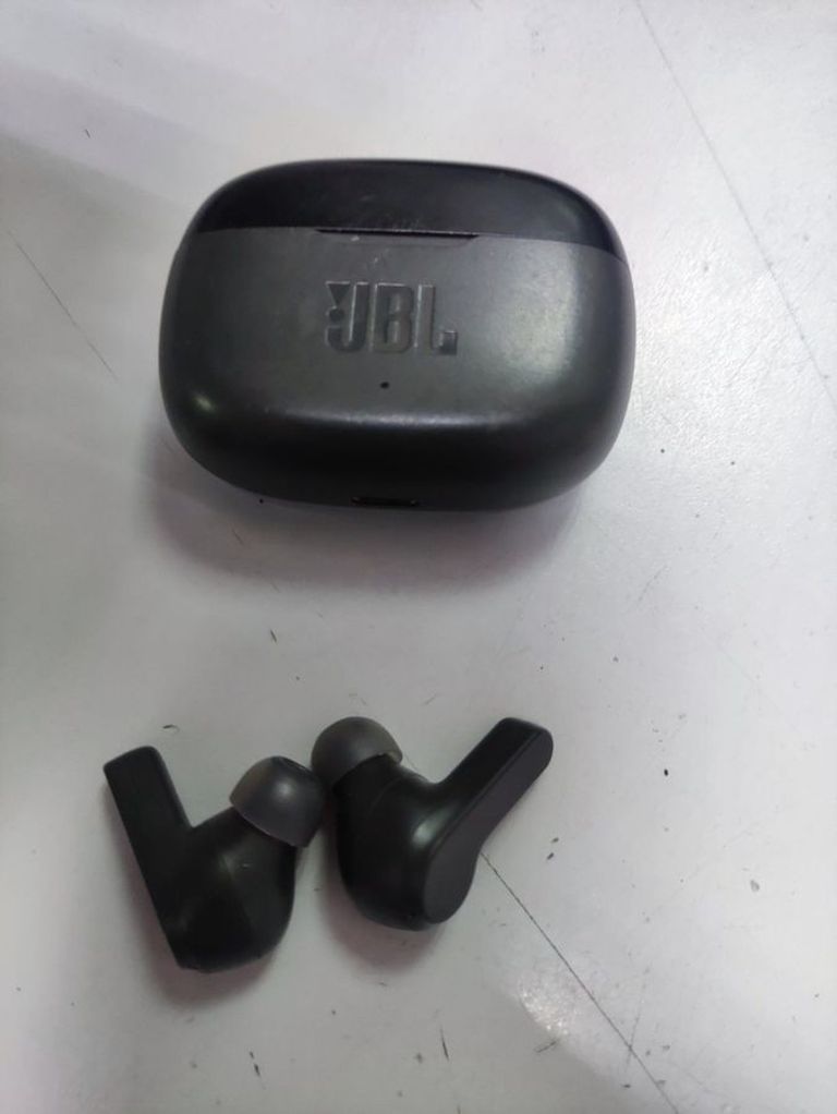 Оголошення Jbl wave 200tws Б/У