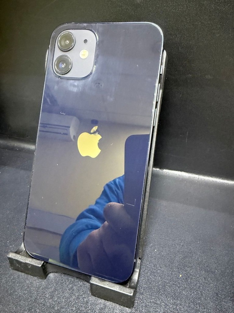 Купить Apple iPhone 12 64GB (PRODUCT)RED Б/У