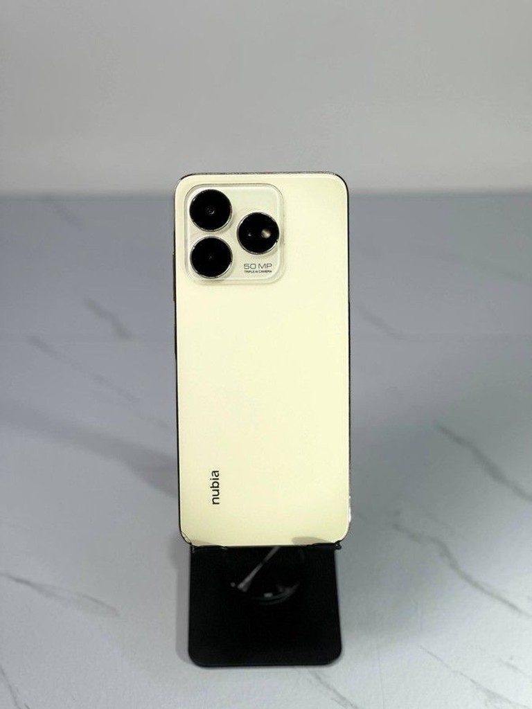 Zte nubia v60 8/256gb Код:01-200927959. Изображение 7