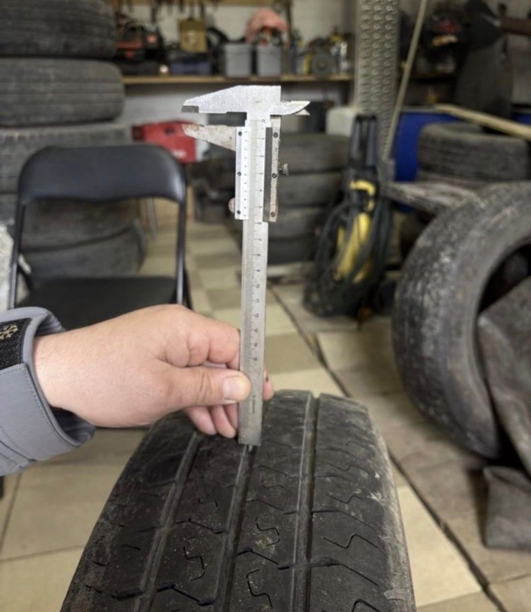 Дешево Колеса R16 5x114.3 на кросовер: диски HRS + шини Nexen (пробіг 2000 км) з ломбарду