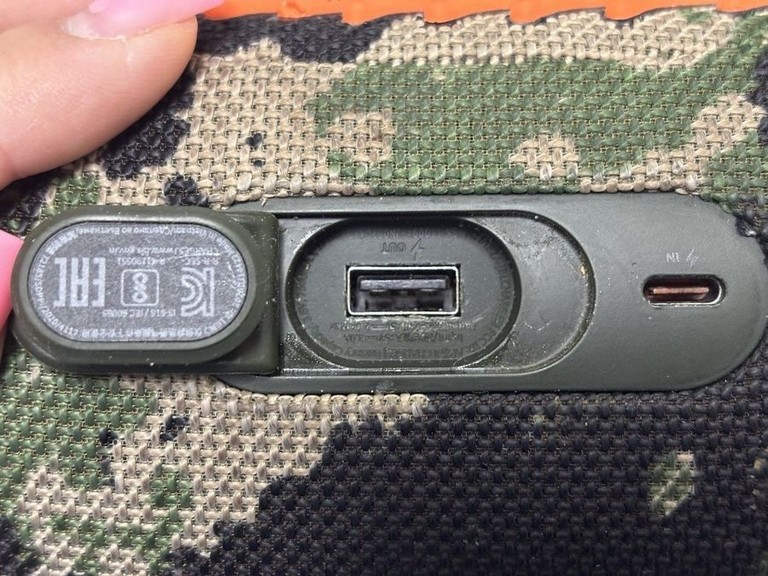 Объявление Jbl charge 5 Б/У