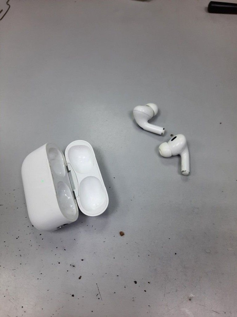 Оголошення Apple airpods pro 2nd generation Б/У