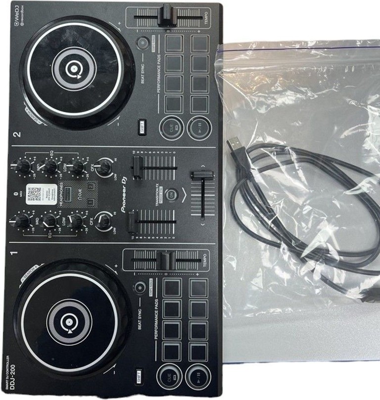 Купить Pioneer DDJ-200 Б/У