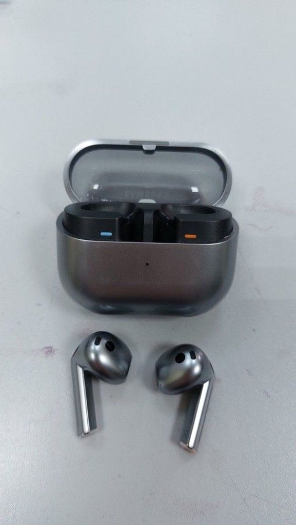 Купить Samsung galaxy buds3 Б/У