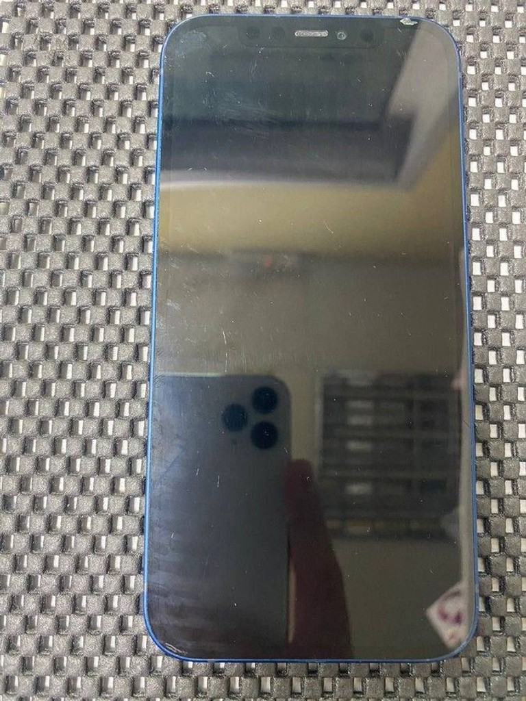 Распродажа Apple iPhone 12 64GB (PRODUCT)RED, продавец Техноскарб