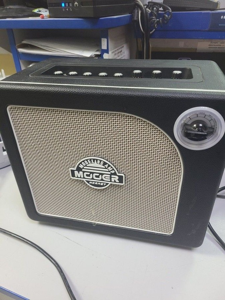 Оголошення Mooer Hornet Black Б/У