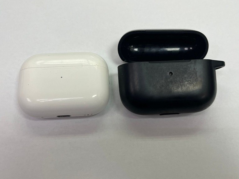 Объявление Apple airpods pro 2nd generation with magsafe charging case usb-c Б/У