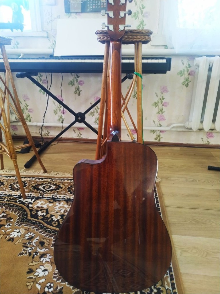 Дешево Fender Acoustics CD - 60CE SB-DS-V2 з ломбарду