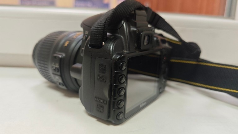 Распродажа Nikon d3100 kit / af-s nikkor 18-55mm f:3,5-5,6g vr dx, продавец Техноскарб