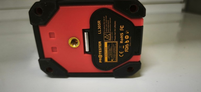 Дешево Protester LL305R з ломбарду