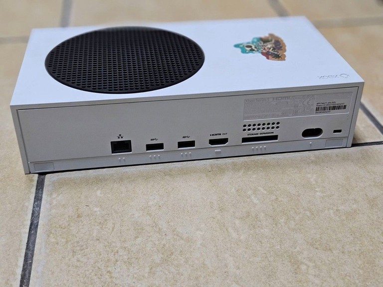 Купить Microsoft xbox series s 512gb Б/У