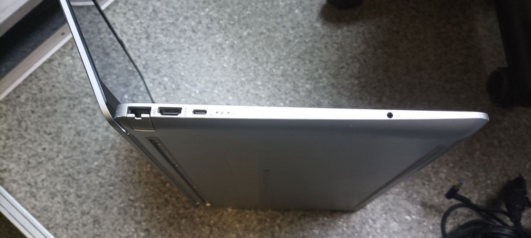 Hp 15/core i5 8265u ddr4/16gb ddr4/hdd *відсутній/ssd 256 gb/*інтегрована Код:01-201036039. Зображення 5