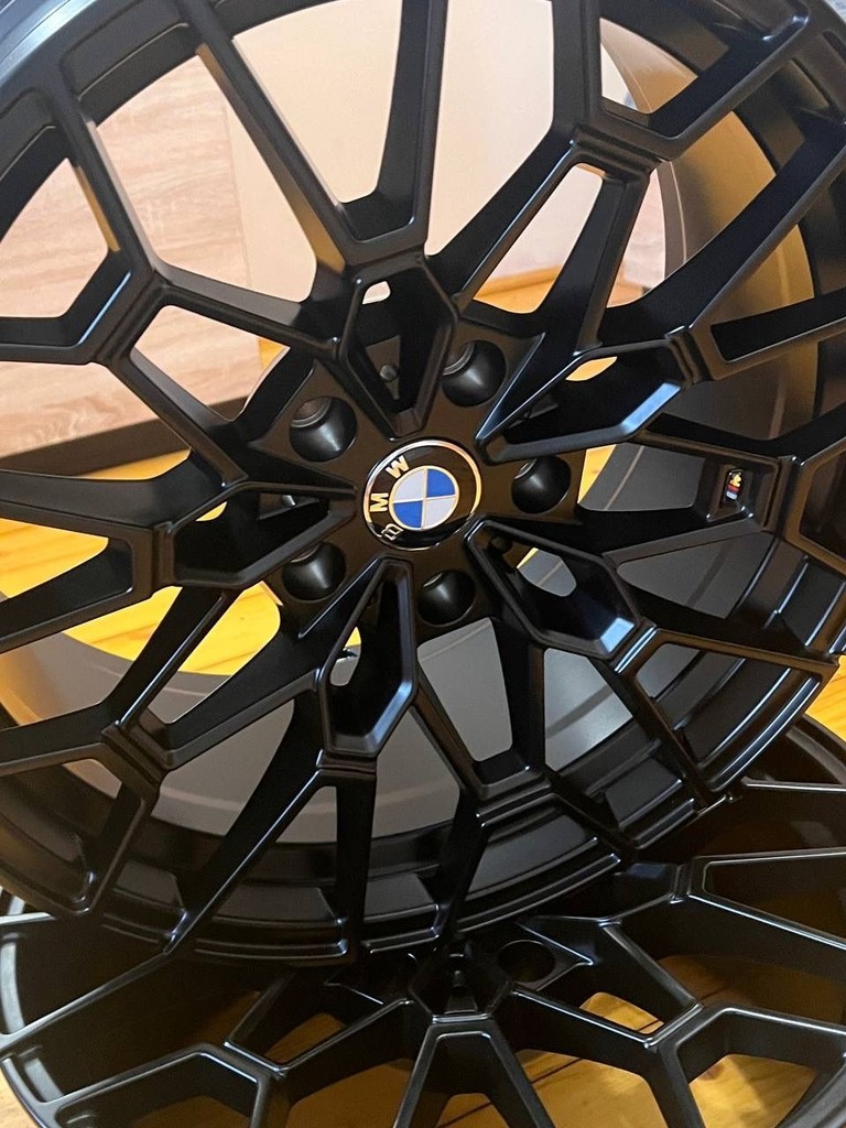 Купити Bmw m perfomance Б/У