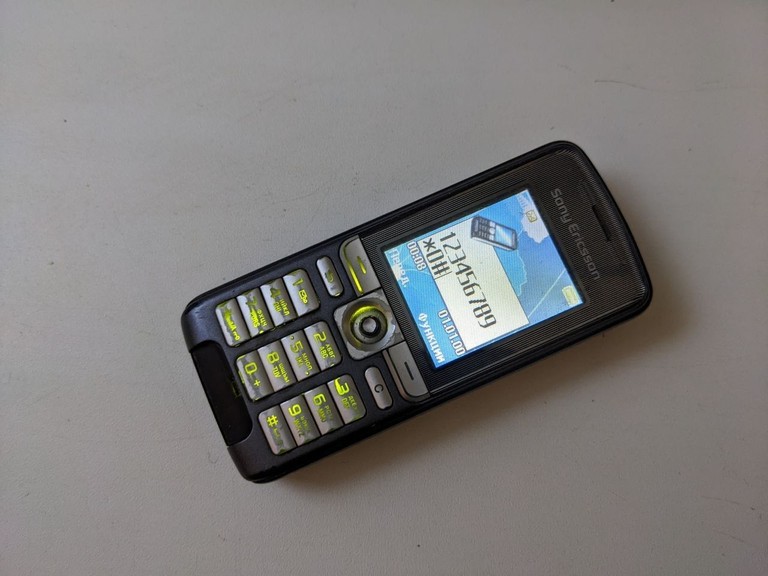Дешево Sony Ericsson K320i з ломбарду