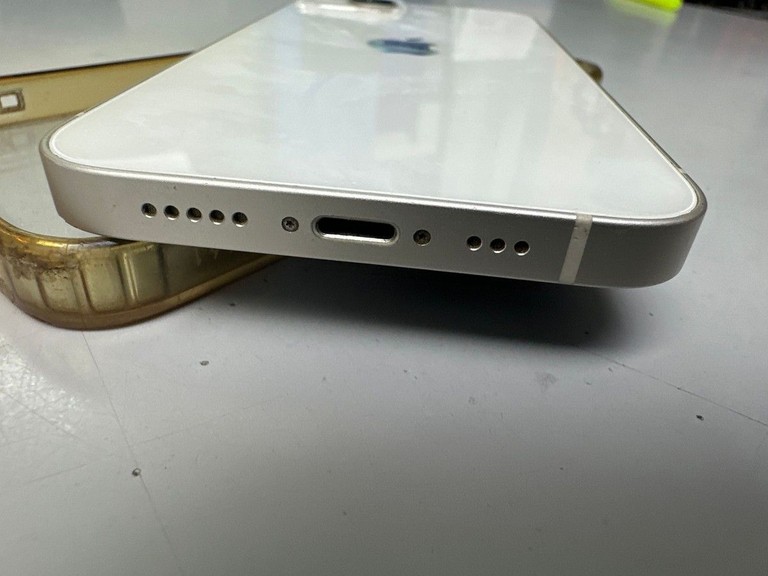 Apple iphone 13 128gb Код:01-201094522. Изображение 8