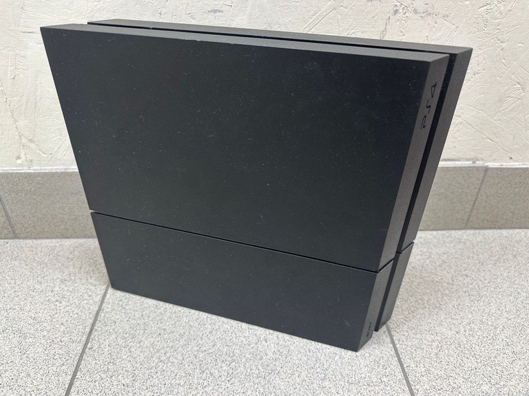 Купить Sony playstation 4 500gb Б/У